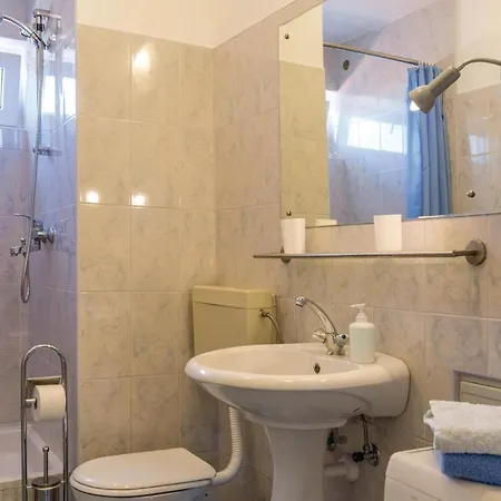One-bedroom In